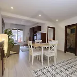 Atico Quintana I - Con Terraza, Vistas A La Ciudad, En El Centro, Con Wifi Y Garaje Appartement
