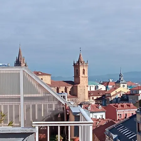 Atico Quintana I - Con Terraza, Vistas A La Ciudad, En El Centro, Con Wifi Y Garaje Apartamento Oviedo