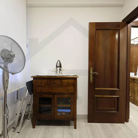 Atico Quintana I - Con Terraza, Vistas A La Ciudad, En El Centro, Con Wifi Y Garaje Apartamento