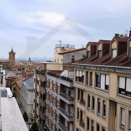 Atico Quintana I - Con Terraza, Vistas A La Ciudad, En El Centro, Con Wifi Y Garaje Apartamento *
