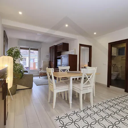 Atico Quintana I - Con Terraza, Vistas A La Ciudad, En El Centro, Con Wifi Y Garaje Apartamento