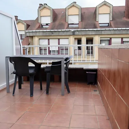 Atico Quintana I - Con Terraza, Vistas A La Ciudad, En El Centro, Con Wifi Y Garaje Oviedo